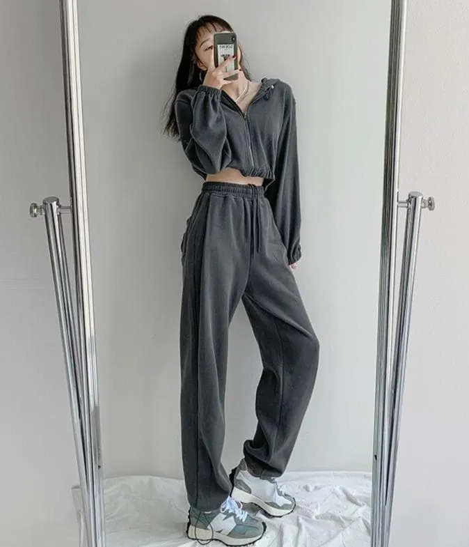 Sweatpants With Heart-Shaped Cut-Out On Pocket